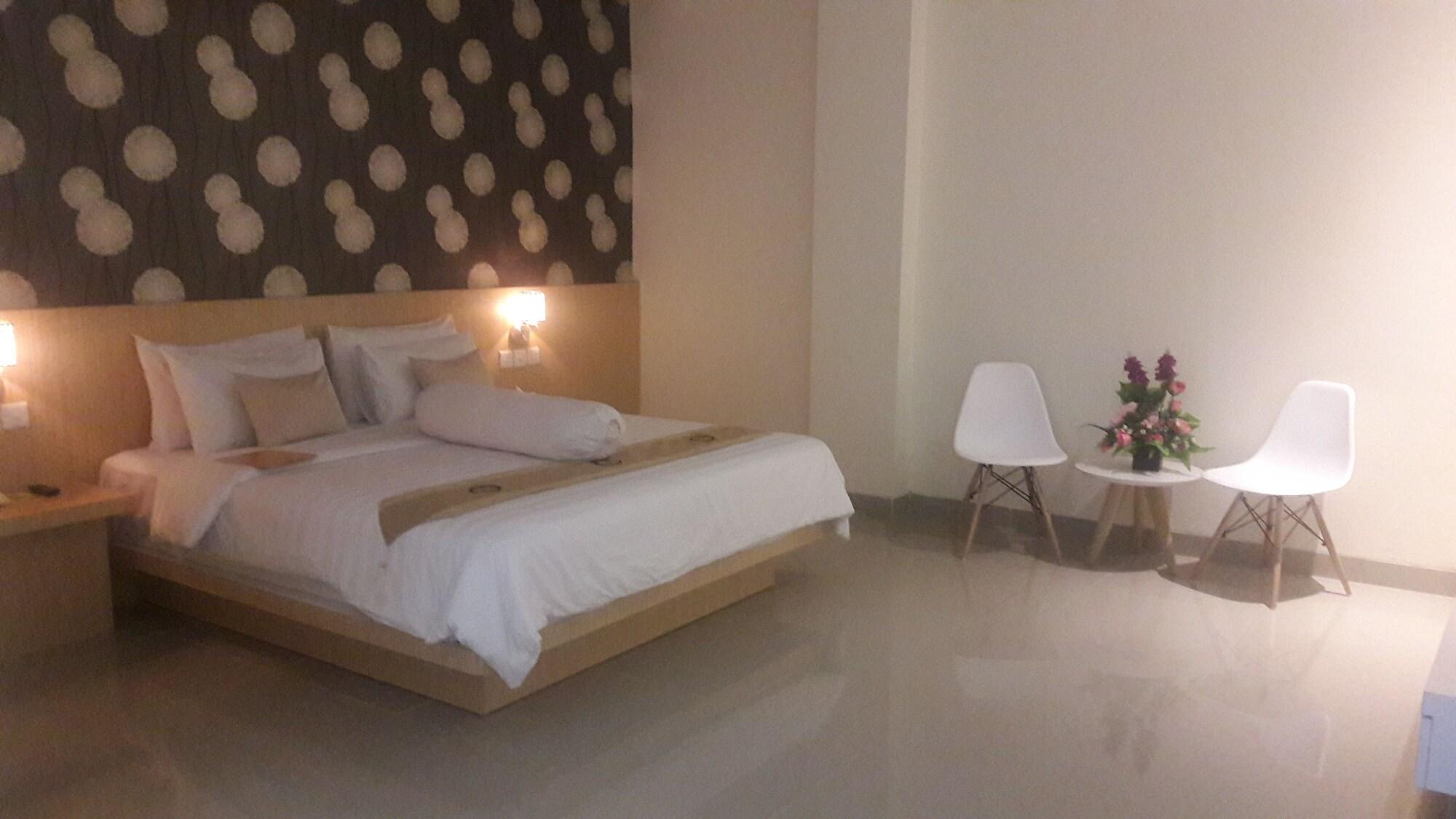Kaliban Hotel Batam Exterior photo